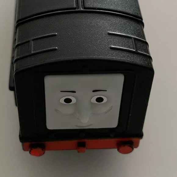 Diesel Motorized Thomas the Train Tank Engine Trackmaster Friends works great! - Picture 7 of 7